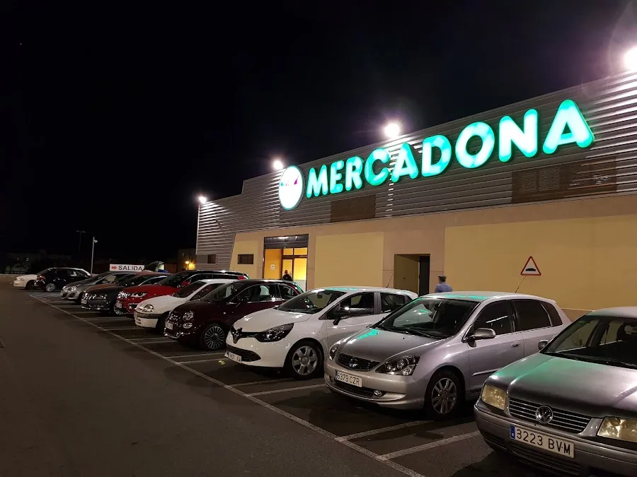 Supermercado Mercadona en Calle Elalmendro, 25, Agüimes