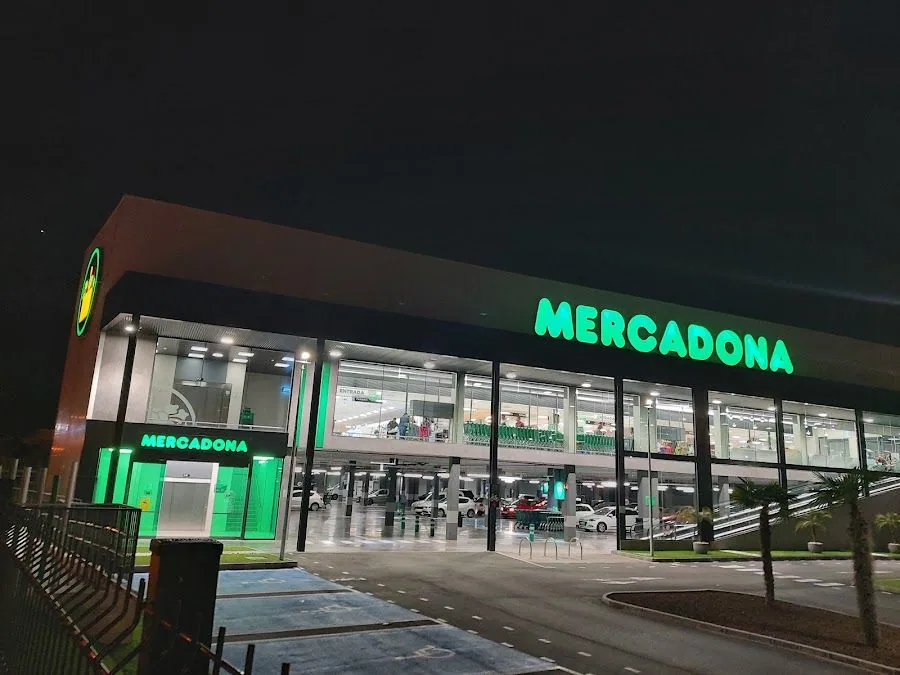 Supermercado Mercadona en Avenida Antonio Ramos Carratalá,, Alicante
