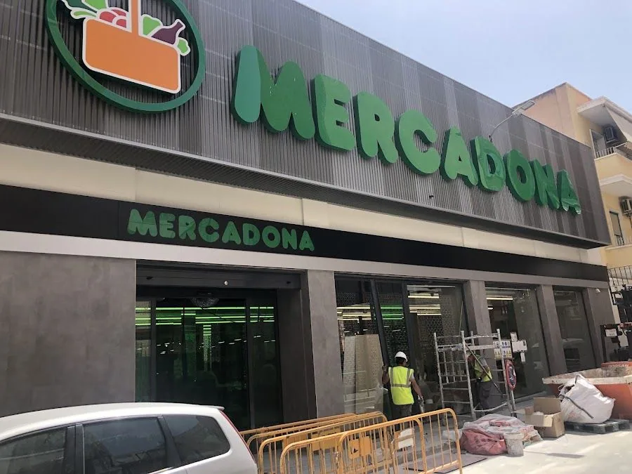 Supermercado Mercadona en Calle Dr. Ayela, 7, Alicante