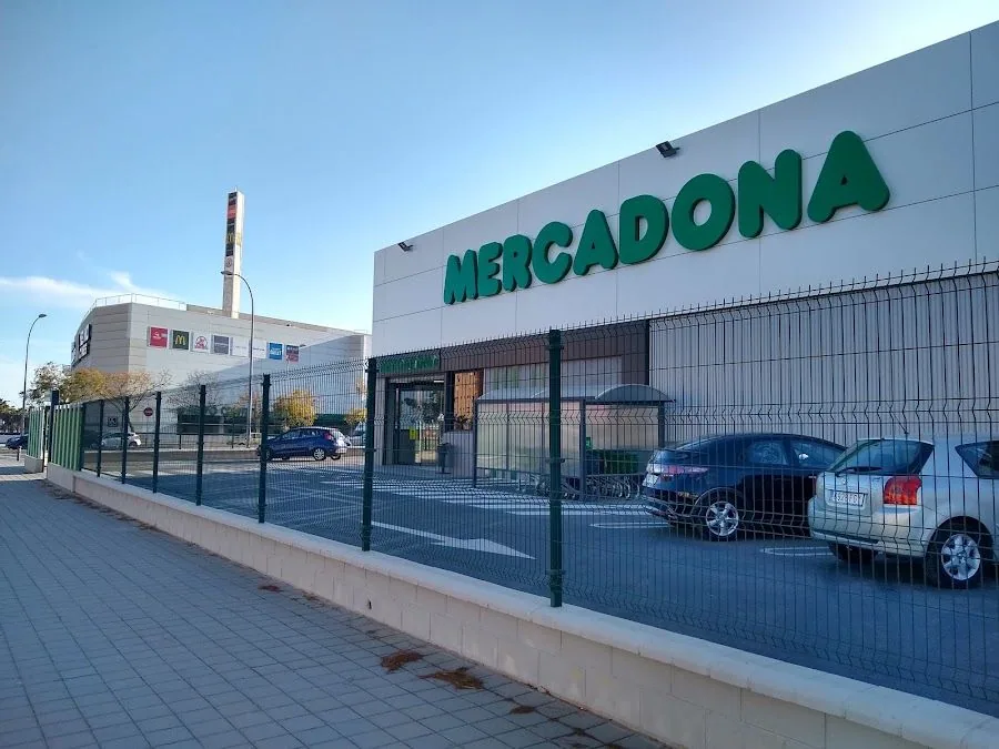Supermercado Mercadona en Calle Río Muni, 8, Alicante
