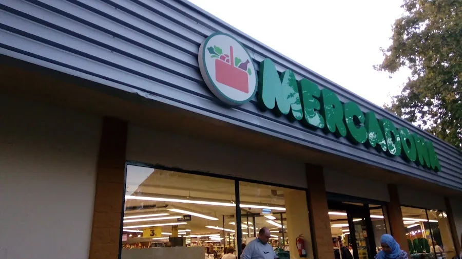 Supermercado Mercadona en Avenida los Cantos, s/n, Alcorcón
