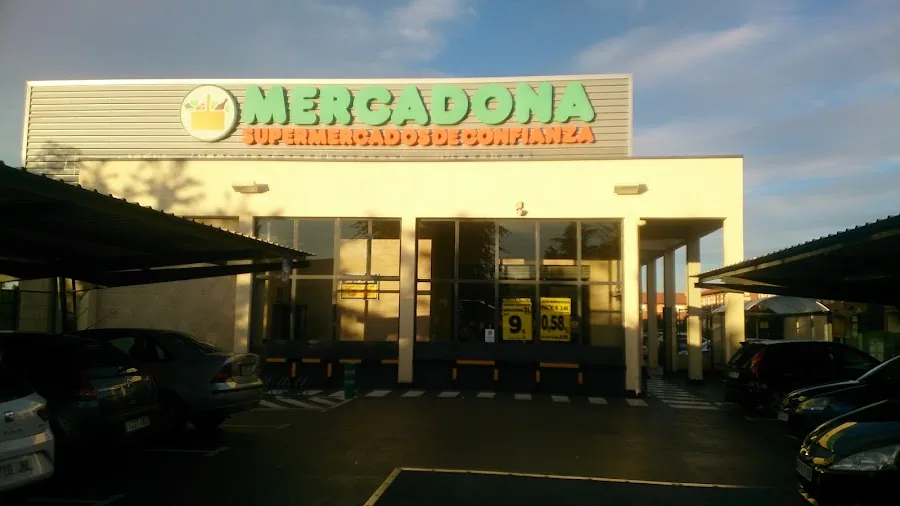 Supermercado Mercadona en Avenida de la Diputación, 29, Alovera