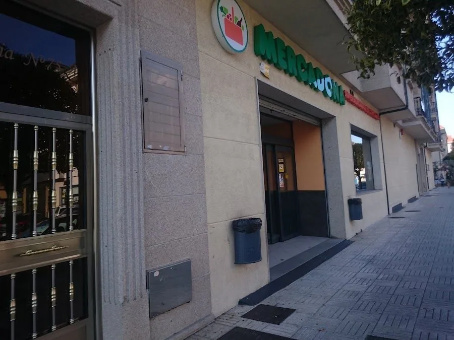 Supermercado Mercadona en Avenida de Mahia, 75, Ames