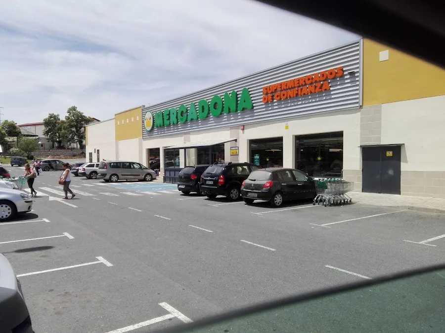 Supermercado Mercadona en Carretera N- 433 Sevilla- Portugal Km. 87, Aracena