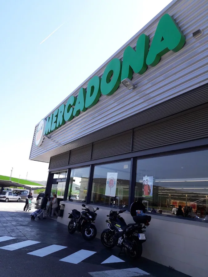 Supermercado Mercadona en Calle Paraje Entre Mutilvas, s/n, Aranguren