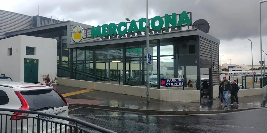 Supermercado Mercadona en Calle Pérez Galdós, 91, Arrecife