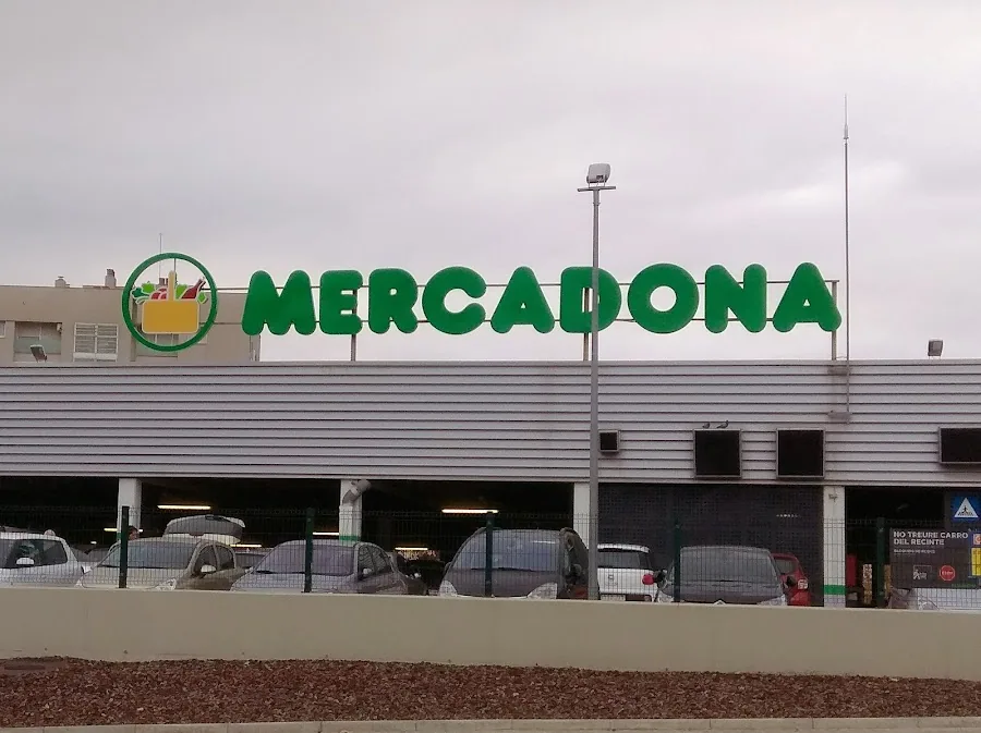 Supermercado Mercadona en Calle Filosofía, 2, Badalona