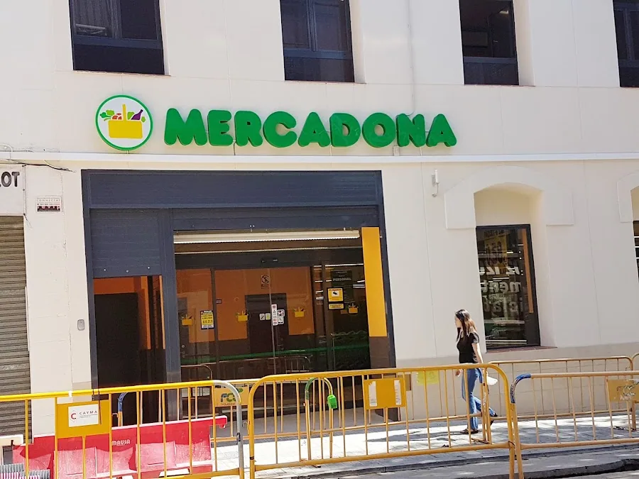Supermercado Mercadona en Calle Muntanya, 8, Barcelona