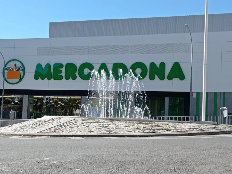 Supermercado Mercadona en Avenida Ramón y Cajal, s/n, Berja