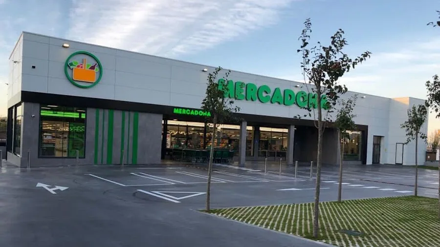 Supermercado Mercadona en Avenida Fuente del Rio, 22, Cabra