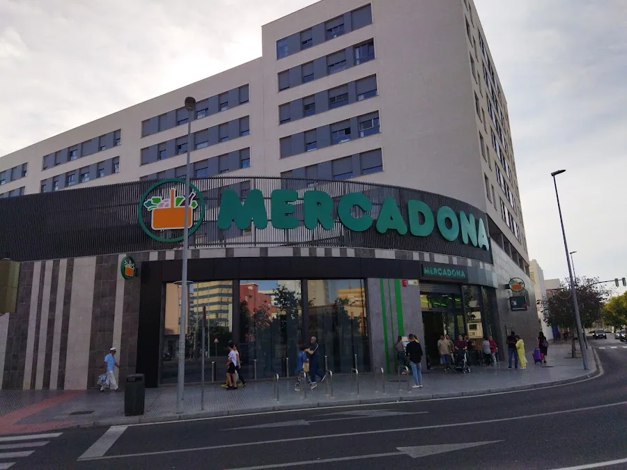 Supermercado Mercadona en Calle San Severiano, 10, Cádiz