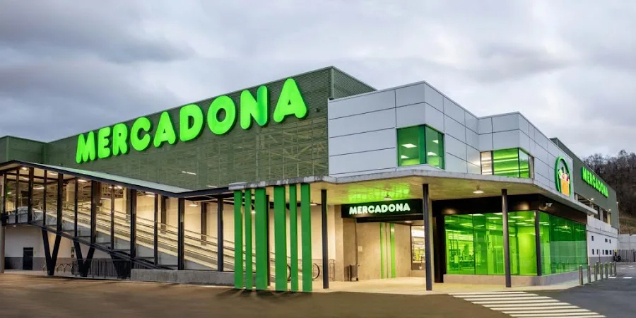 Supermercado Mercadona en Calle Carlos Ill, 42, Cartagena