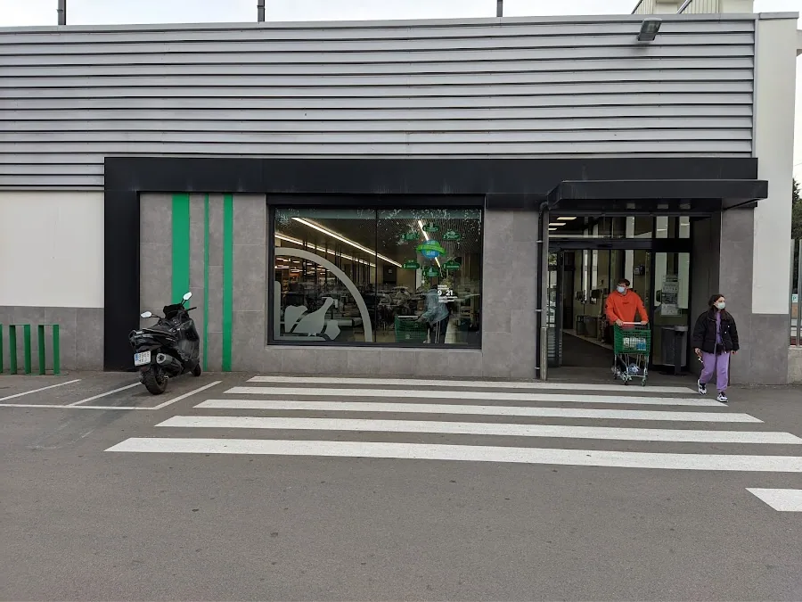 Supermercado Mercadona en Calle Santa Anna, s/n, Cerdanyola del Vallès