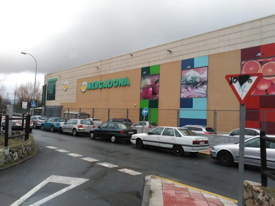 Supermercado Mercadona en Avenida Juan Carlos |, Collado Villalba
