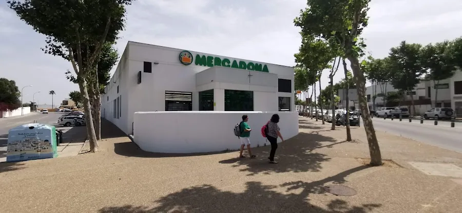 Supermercado Mercadona en Avenida de la Música, 14, Conil de la Frontera
