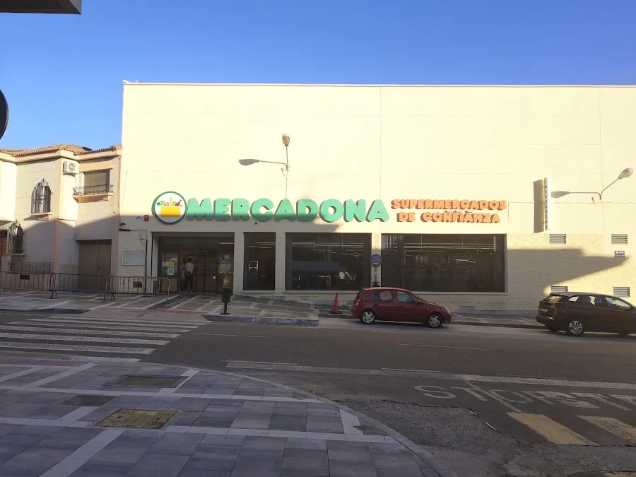 Supermercado Mercadona en Avenida Monseñor Riveri, 9, Coria