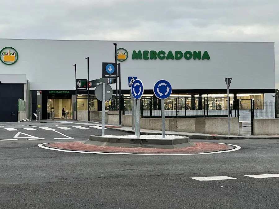 Supermercado Mercadona en Avenida Acacias, 2, Cubas de la Sagra