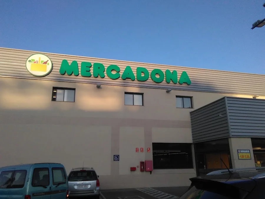 Supermercado Mercadona en Calle Brasil, 18, Fuenlabrada
