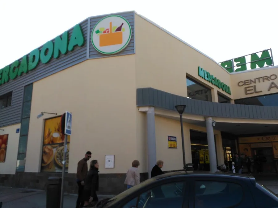 Supermercado Mercadona en Calle Gazaperas, 22 (c.c. el Arroyo), Fuenlabrada