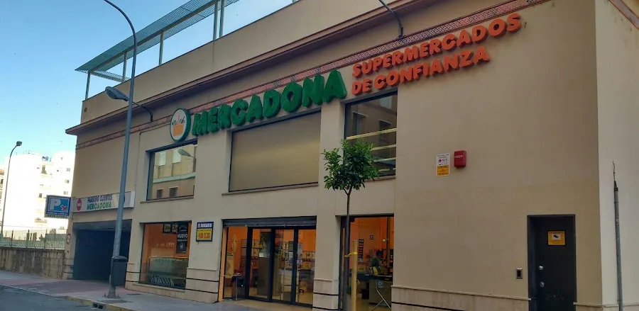 Supermercado Mercadona en Avenida de Adoratrices, 14, Huelva