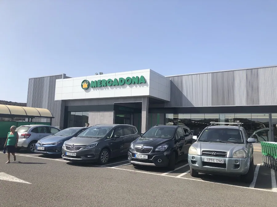 Supermercado Mercadona en Calle Guirre, s/n (corralejo), La Oliva