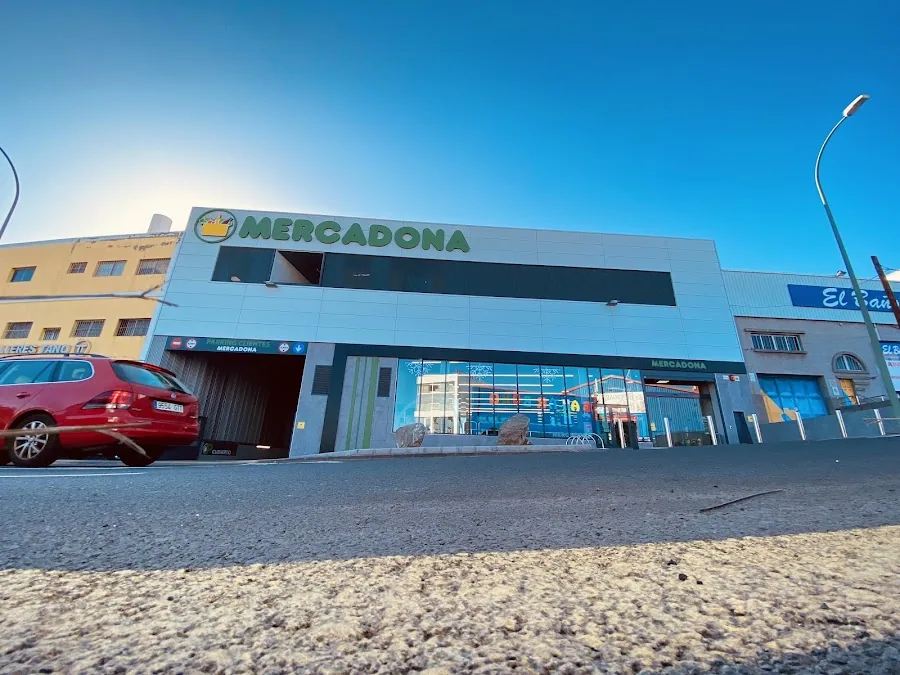 Supermercado Mercadona en Calle Rafaela de las Casas González, 61, Las Palmas de Gran Canaria