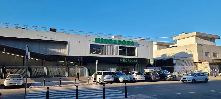 Supermercado Mercadona en Avenida Santa Eugenia, 10, Madrid