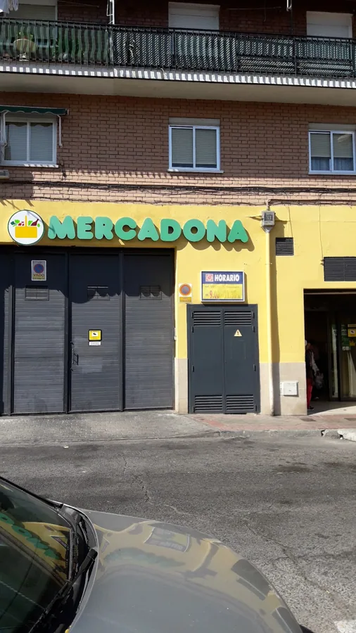 Supermercado Mercadona en Calle Alfonso Fernández, 18, Madrid