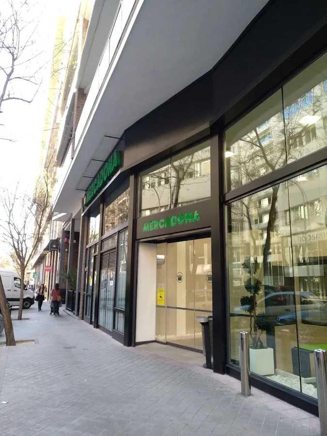 Supermercado Mercadona en Calle Ayala, 89, Madrid