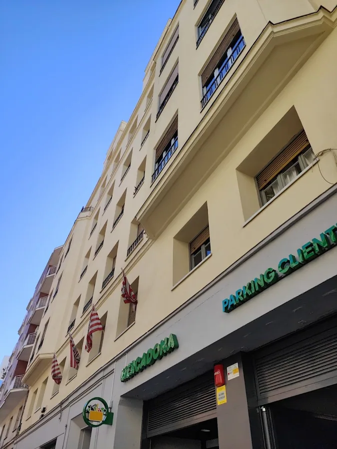 Supermercado Mercadona en Calle Joaquín María López, 7, Madrid