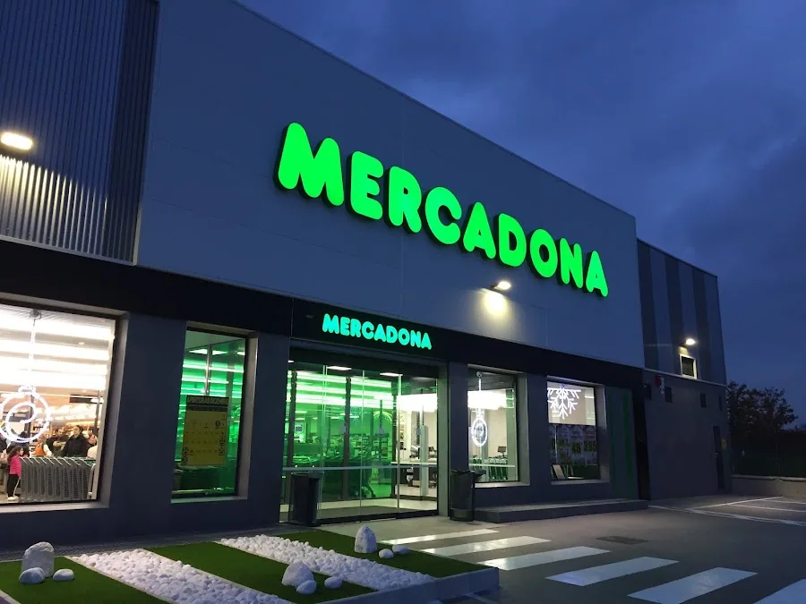 Supermercado Mercadona en Carretera de Vicálvaro-Est. de O'Donnell 19, Madrid