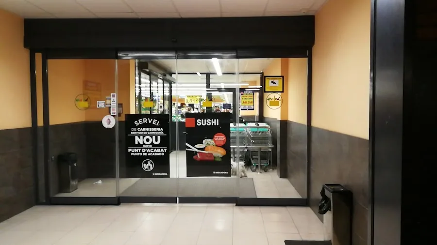 Supermercado Mercadona en Calle Goya, 101, Mataró