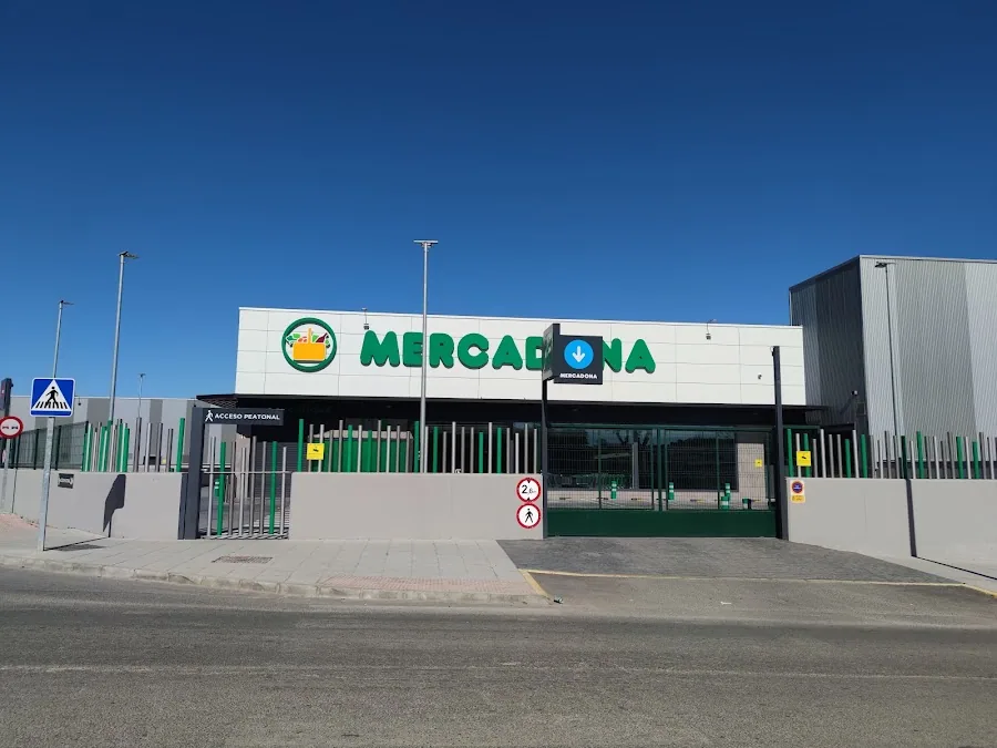 Supermercado Mercadona en Calle Bailén, 47, Mengíbar