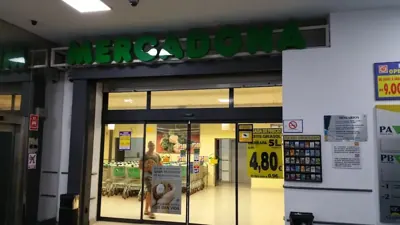 Mercadona Calle Lisboa, 2 (urb.playa Fañabé Cc X-Sur), Adeje