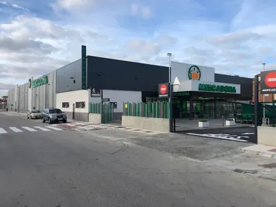 Mercadona Avenida de Sevilla, 12, Alcalá del Río