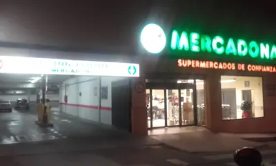 Mercadona Calle Vistahermosa, 44, Almendralejo