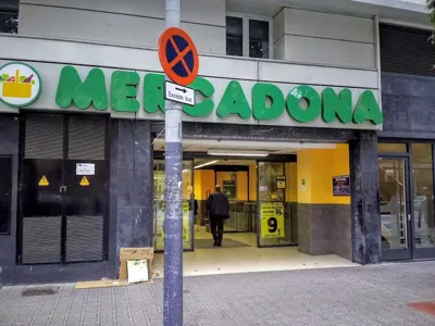 Mercadona Calle Travessera de Les Corts, 142, Barcelona