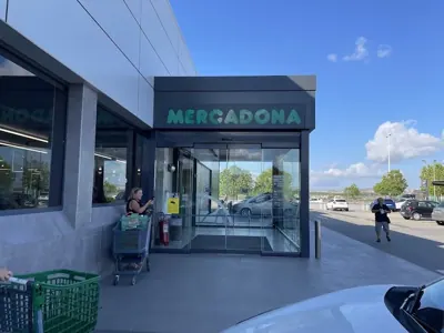 Mercadona Calle Valencia, s/n, Benijófar