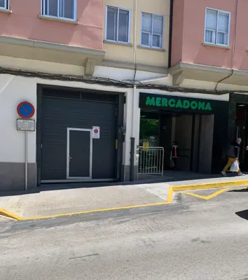 Mercadona Camino de Mirabueno, 3, Burgos