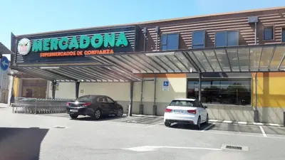 Mercadona Avenida de Vilariño, 103, Cambados