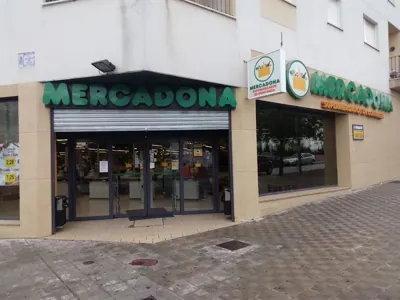 Mercadona Avenida Dr. Villa Díaz, 4, Carmona