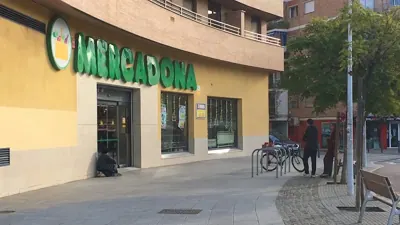 Mercadona Glorieta Amadora, s/n, Córdoba