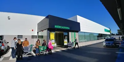 Mercadona Avenida Onze de Setembre, 132, Cubelles