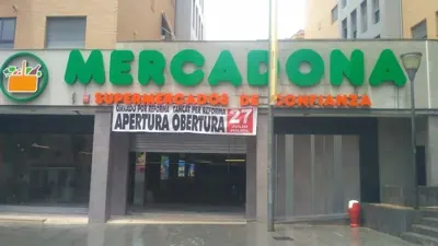 Mercadona Plaza Centenari del Joguet, 1, Ibi