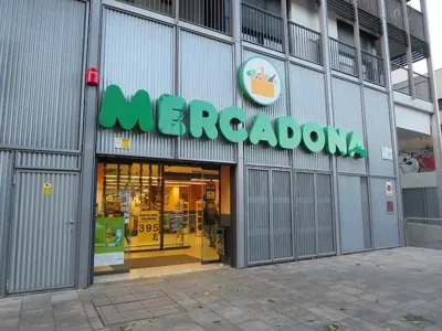 Mercadona Avenida Josep Tarradellas 234, L'Hospitalet de Llobregat