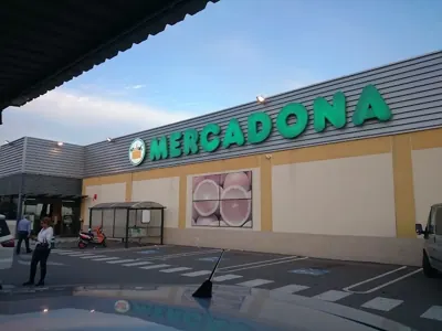 Mercadona Calle Sierra de Carrasquilla, 2, Lorca