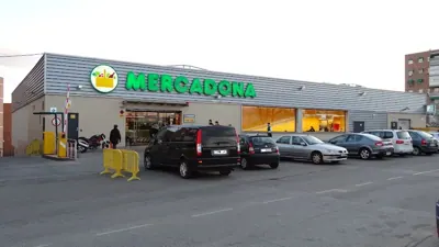 Mercadona Avenida Virgen del Carmen, 84, Madrid
