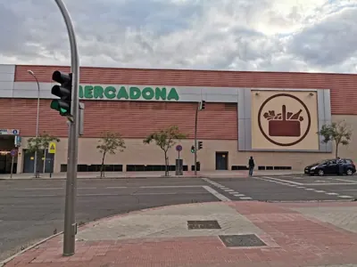 Mercadona Calle Monasterio de las Huelgas, T7, Madrid