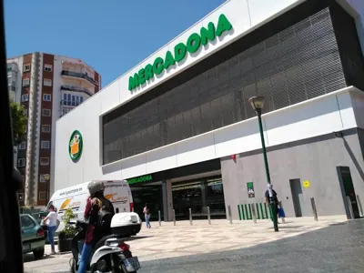 Mercadona Avenida Santa Rosa de Lima, 20, Málaga