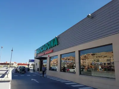Mercadona Uer 2,3,4 Camino Viejo de Coín, Mijas
